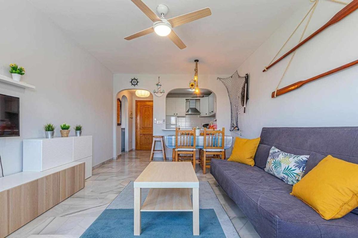 797 Holiday Rentals - Luminoso Piso Para 4 En Арройо-де-ла-Мьель Экстерьер фото